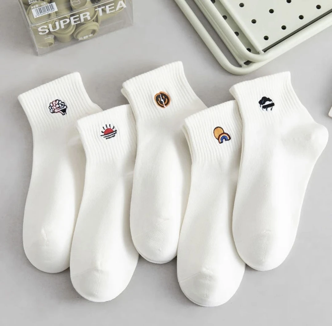 秋季学生ins潮流百搭中筒短白袜子女运动男款透气运动袜白色防臭