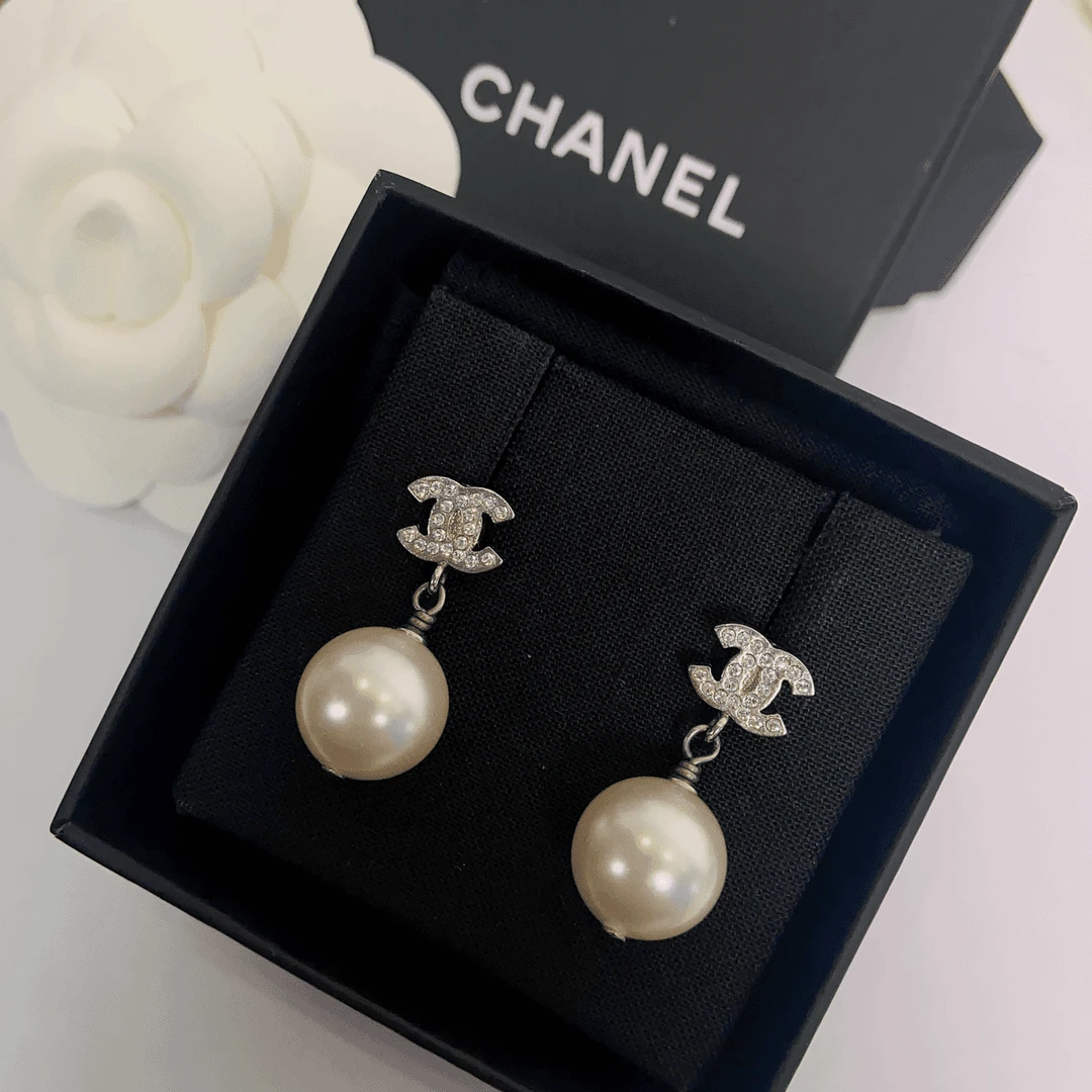 99新 Chanel/香奈儿 双C满钻珍珠耳环/火火