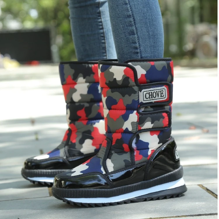 东北旅游雪地靴女加厚加绒保暖棉靴中筒靴女靴防水防滑棉鞋