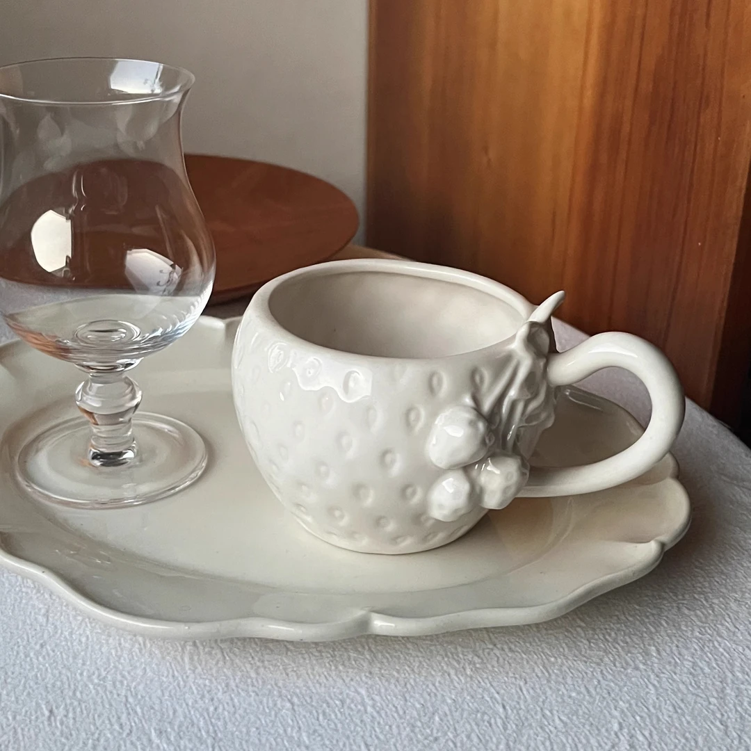 【瑕疵】 300ml 桃熏小草莓杯 7×7.5cm