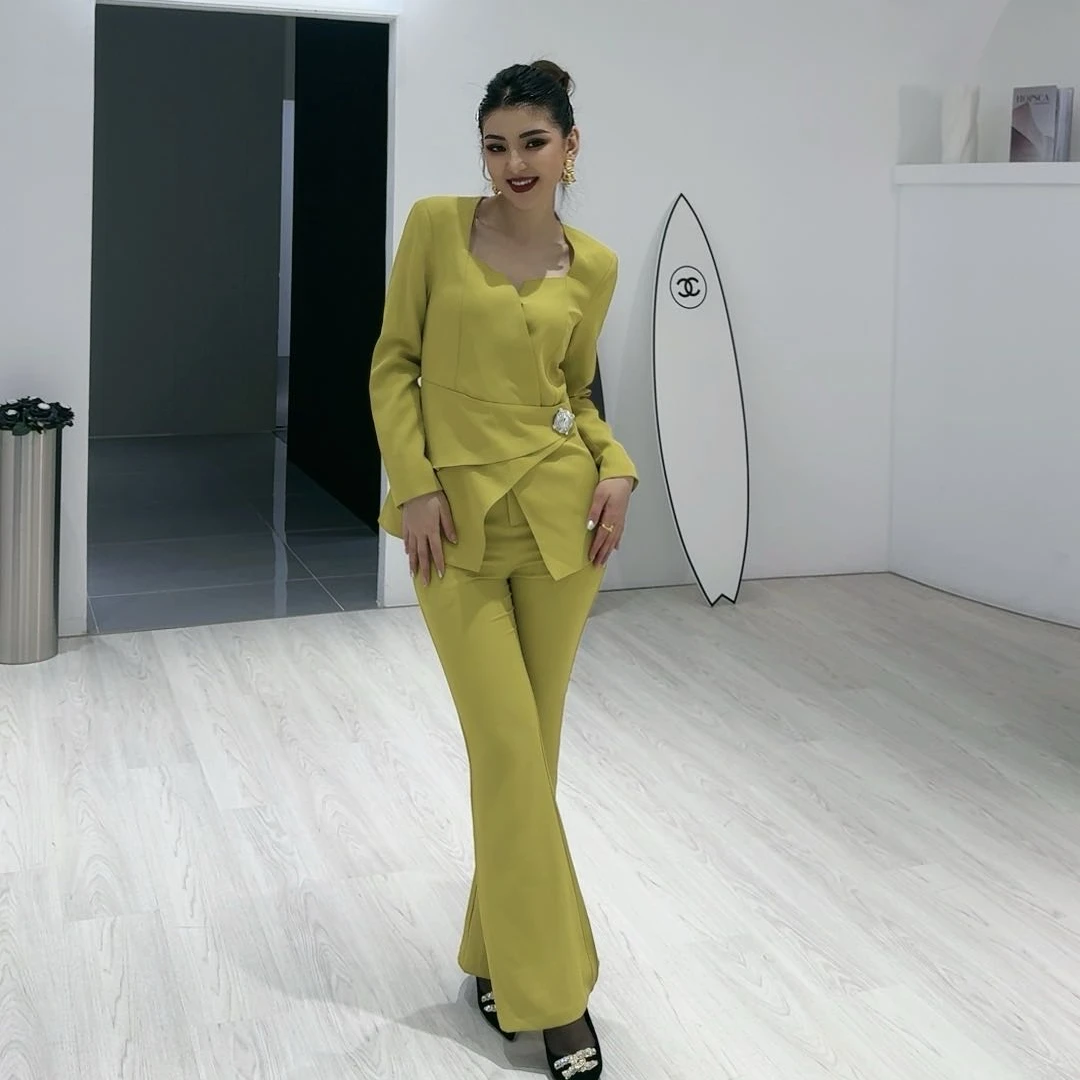 女神范高级感西服两件套8585