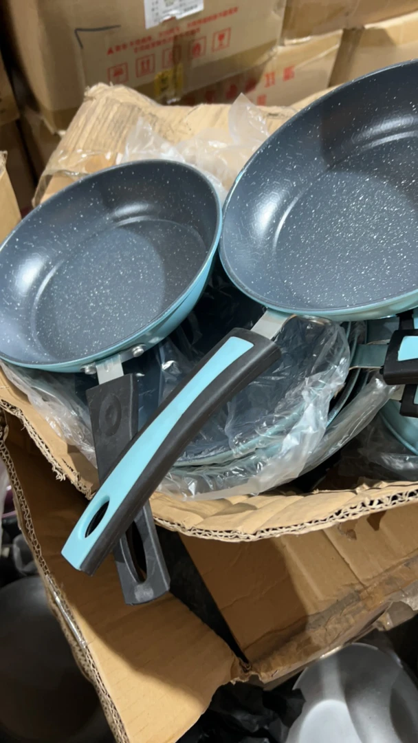 锅 334 蓝色20cm把手不挑发1