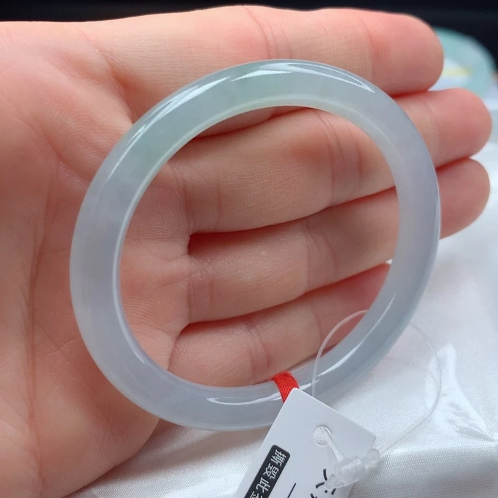 翡翠手镯未镶嵌50贵妃