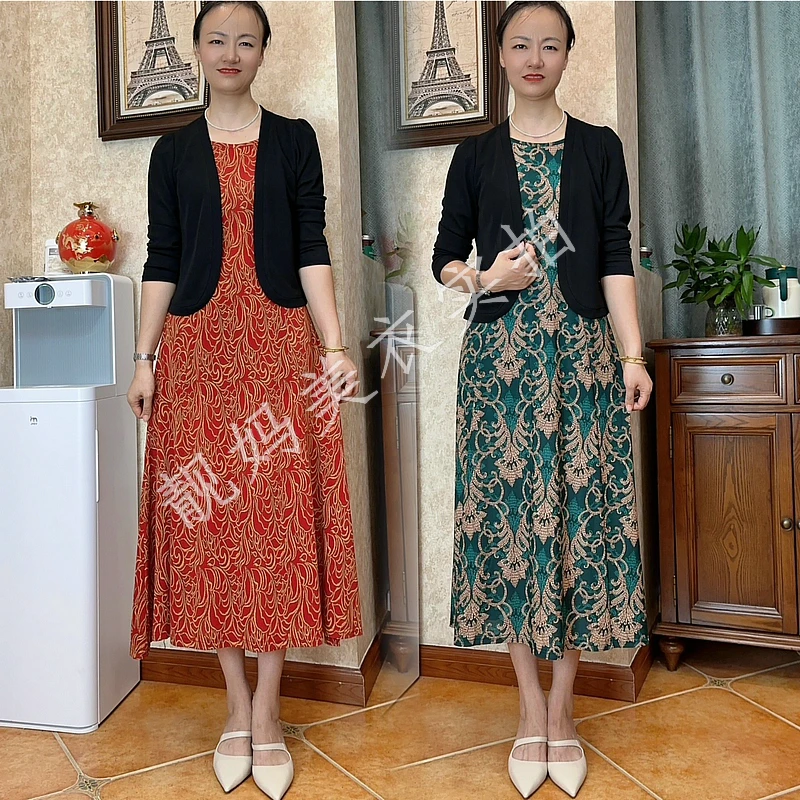 中老年妈妈装气质减龄洋气时尚碎花显瘦两件套连衣裙2024新款秋装