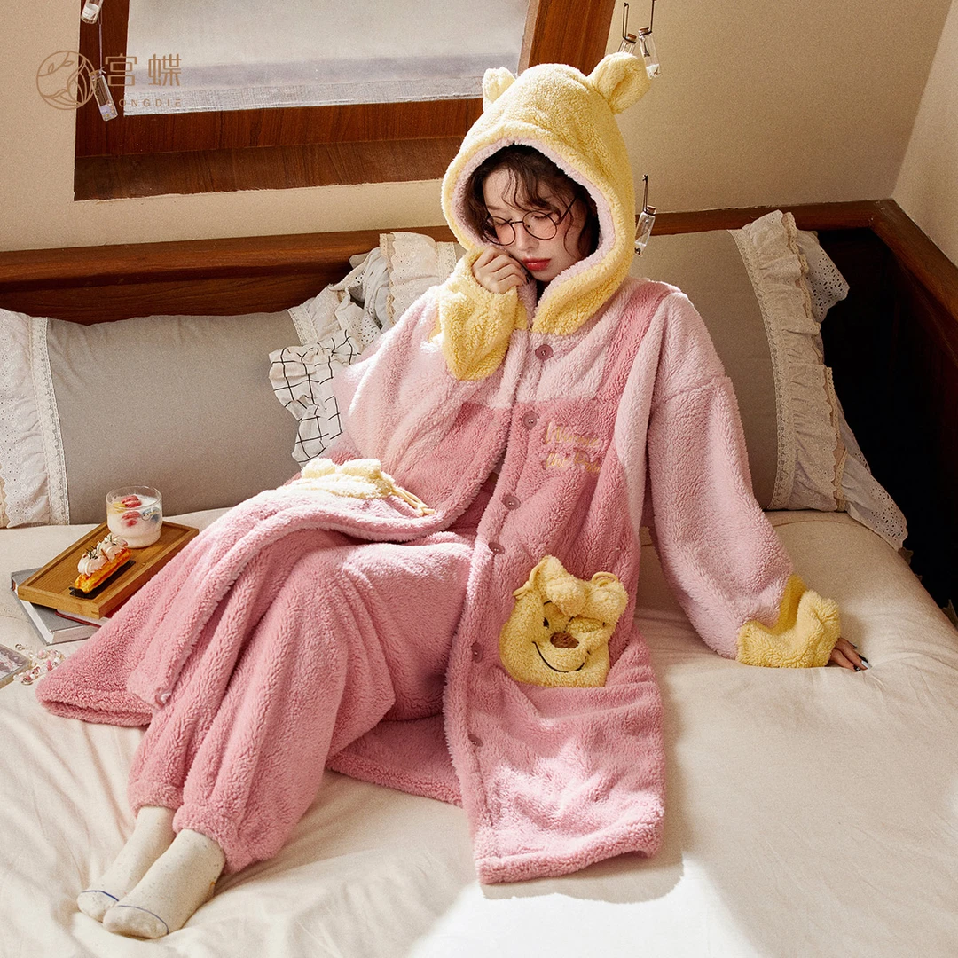 宫蝶【蓄热型】迪士尼维尼熊秋冬珊瑚绒睡袍女保暖睡衣家居服套装