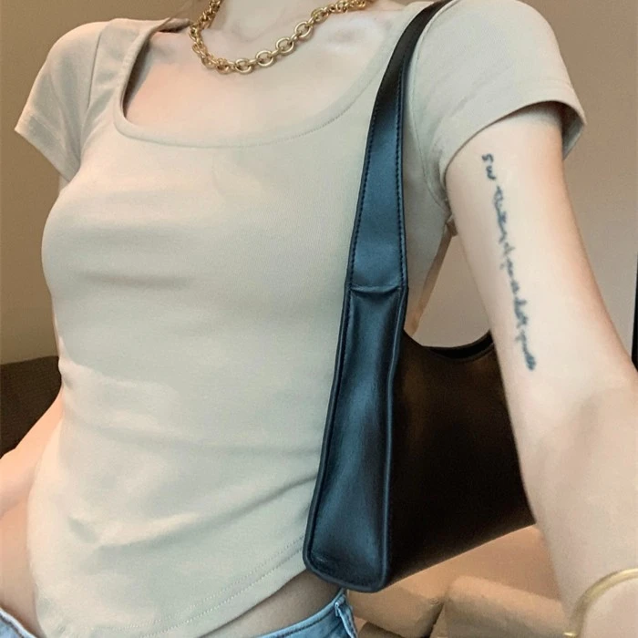 不规则短款上衣2024夏季辣妹设计感方领短袖打底衫修身正肩T恤女