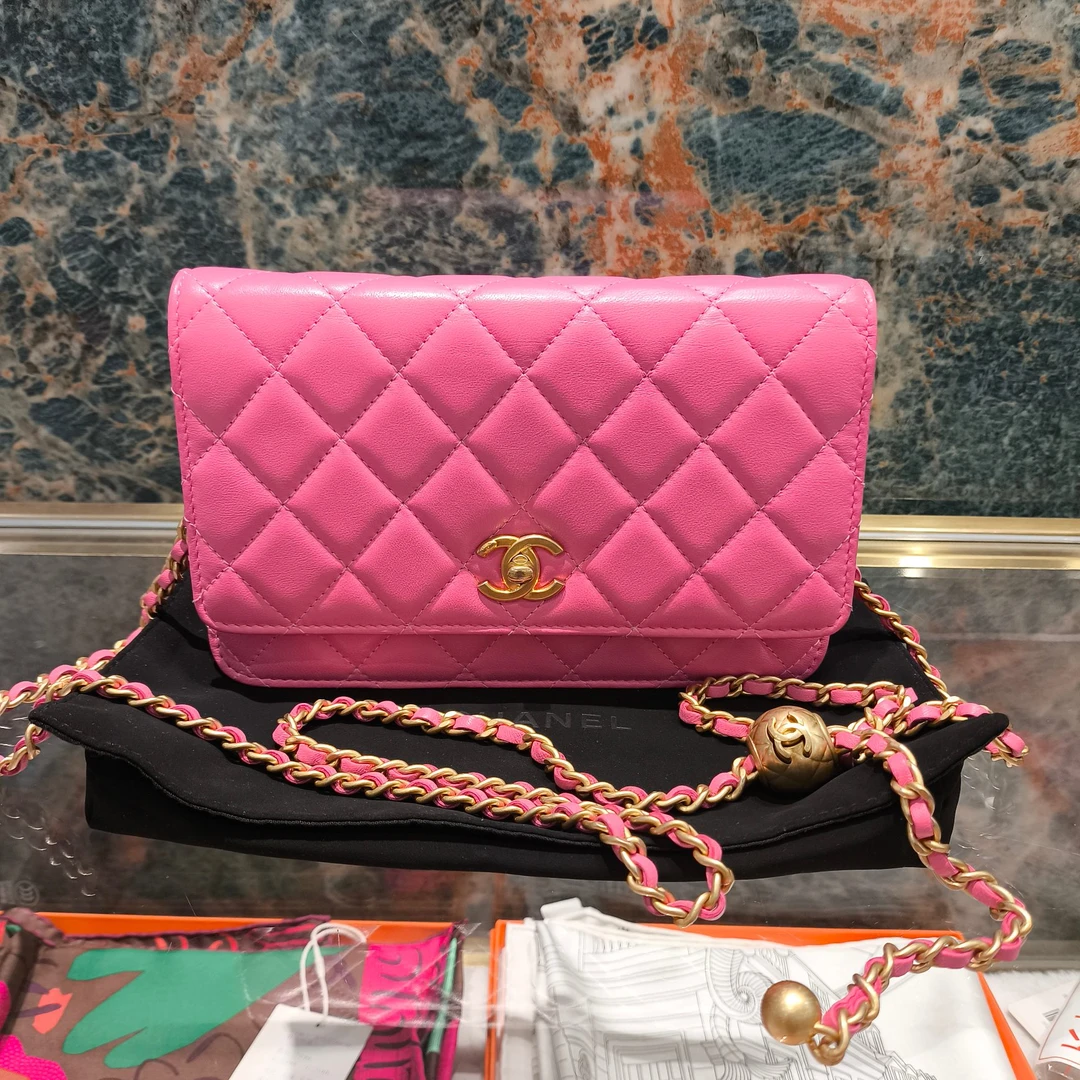 95新 Chanel/香奈儿 芭比粉金扣金球woc羊皮单肩斜挎链条包 19238