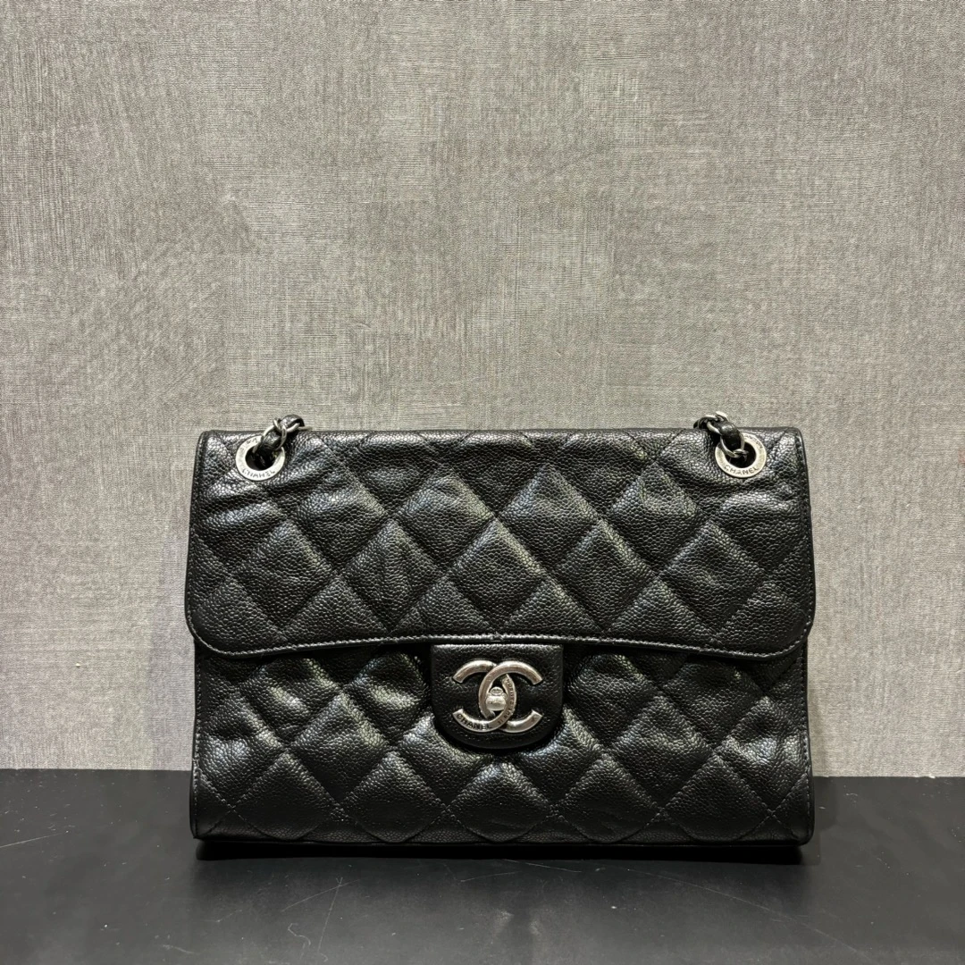 95新 Chanel/香奈儿 黑银季节款荔枝纹牛皮cf链条斜挎包 24402