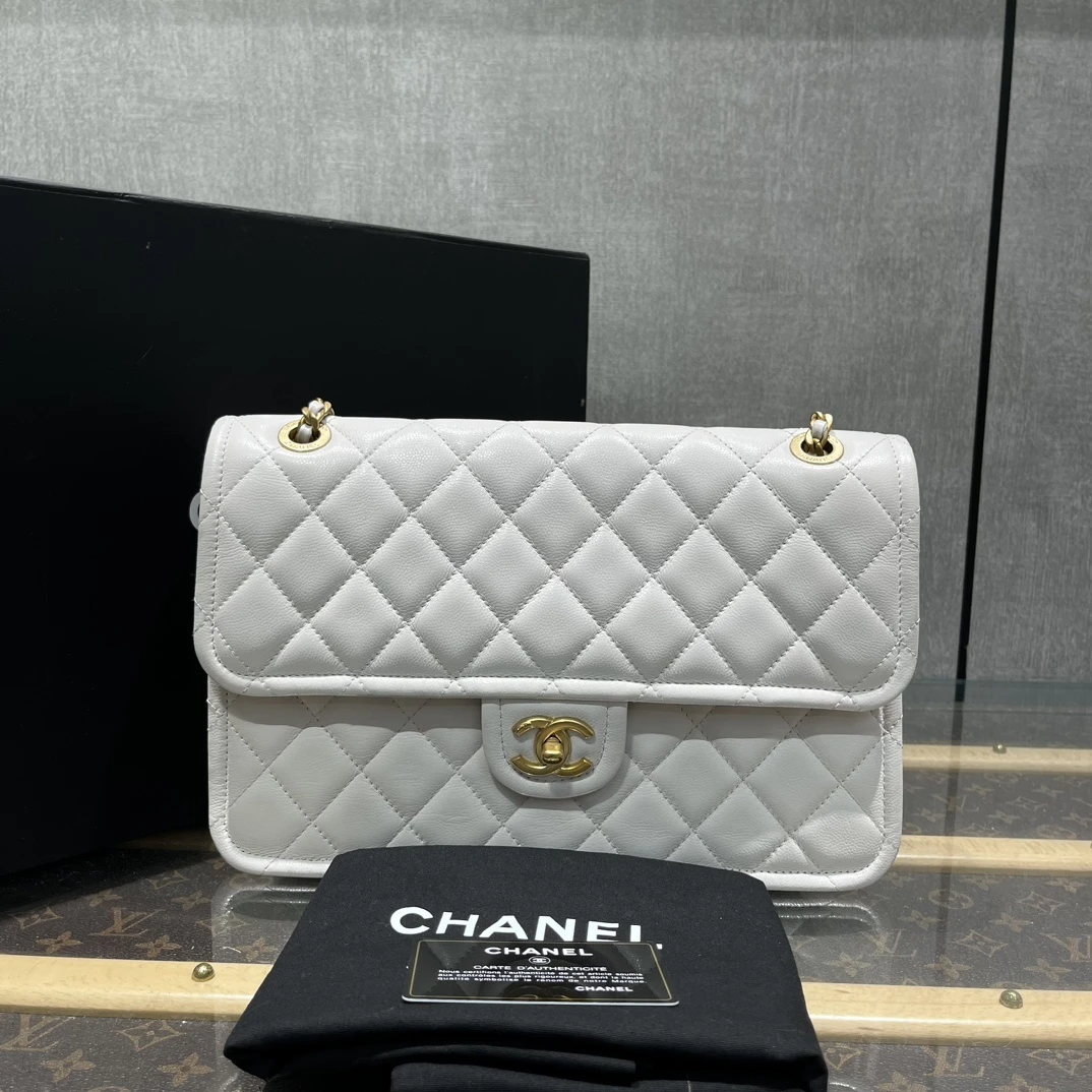 99新 Chanel/香奈儿 菱格奶昔白金扣大号cf豆腐包 03054