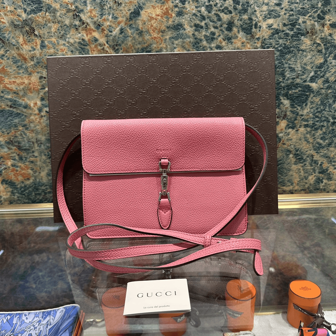 99新 GUCCI/古驰 jackie系列1961粉银扣斜挎邮差包 27908