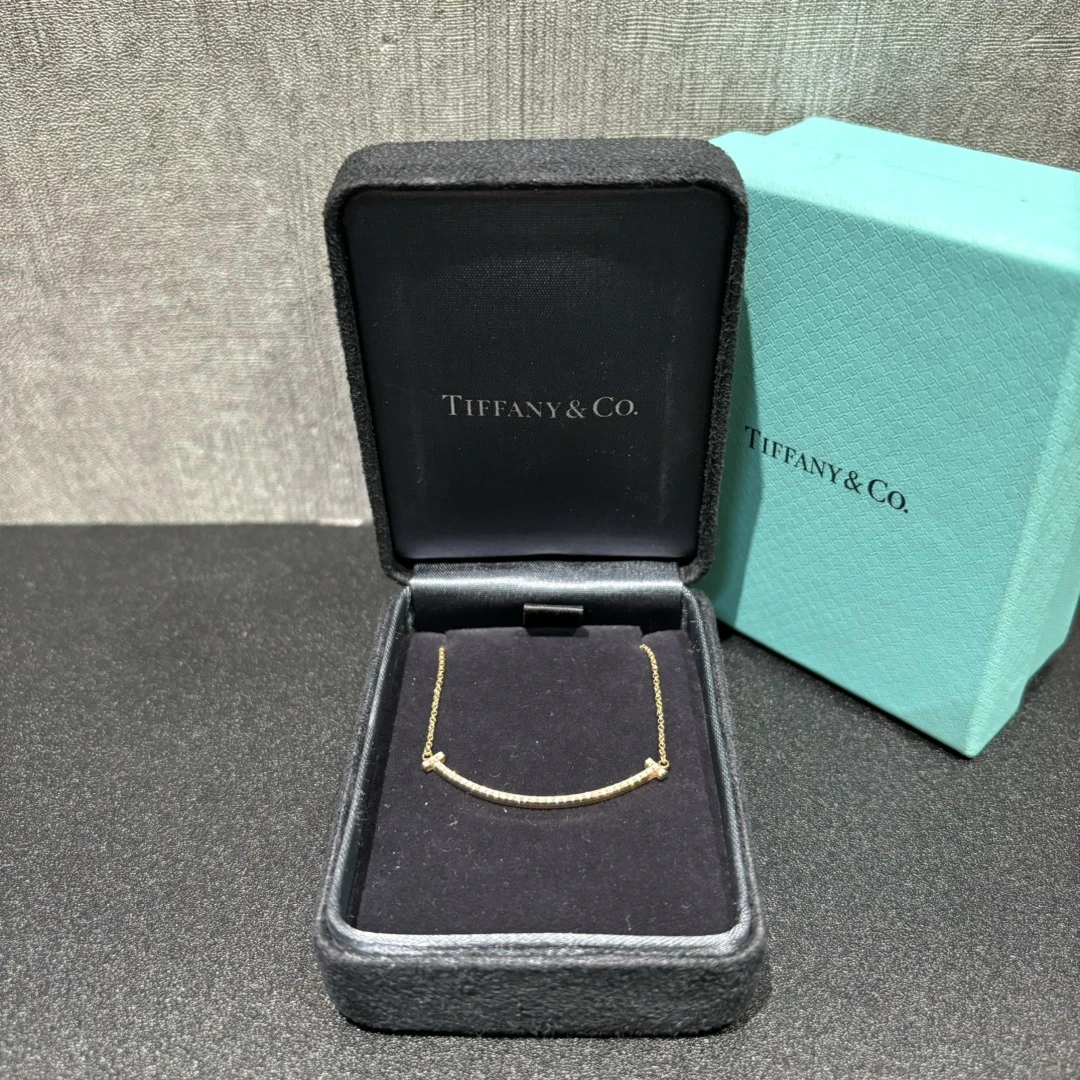 95新 Tiffany & Co./蒂芙尼 T系列小号 18k金镶钻笑脸项链 26478