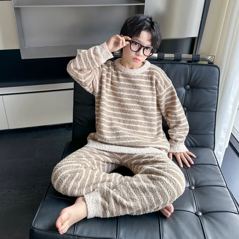 儿童软绵绵睡衣男童大童秋冬季加厚半边绒套装男孩珊瑚绒家居服潮