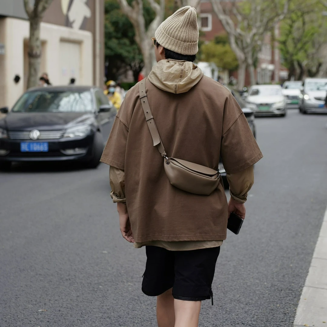 大叔定制   潮流搭配单品纯色牛皮斜挎皮包腰包PB23102