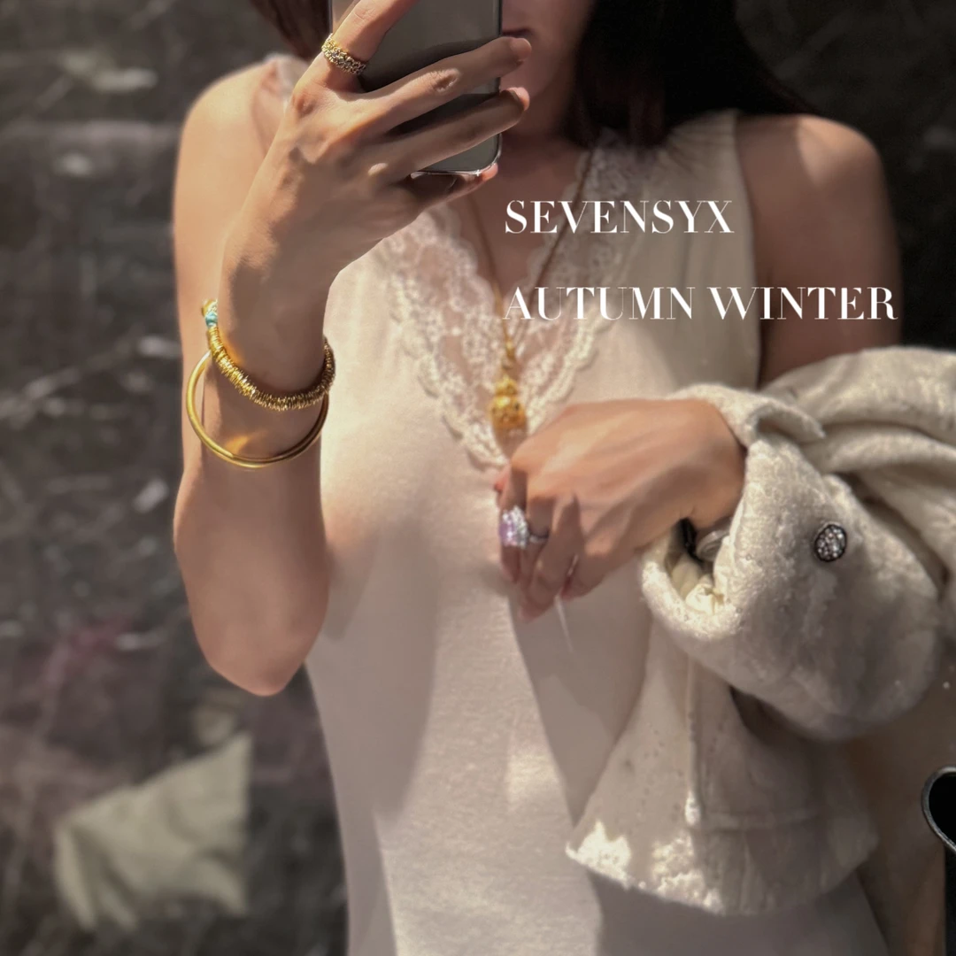 【奶白蕾丝发热背心】 24秋冬轻奢 修身舒适 奶白蕾丝V领 保暖马夹