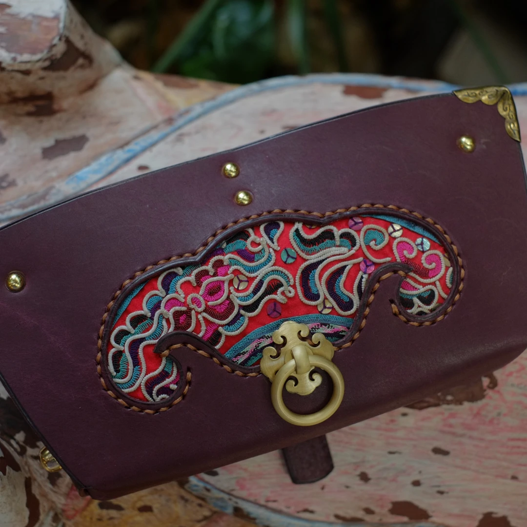 缦物 铜锁系列扇子包（老绣版）国风纯手工绣花牛皮手工定制