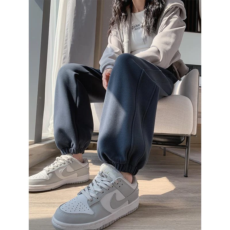 灰色束脚运动裤女秋冬季2024新款宽松百搭显瘦防风裤保暖休闲卫裤