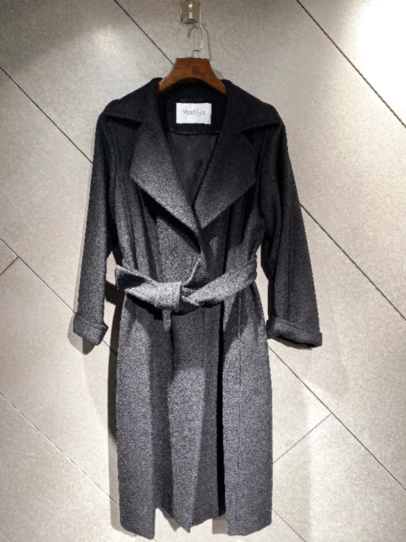 全新未使用 MaxMara 帝爵奢品/全新/黑色翻领大衣