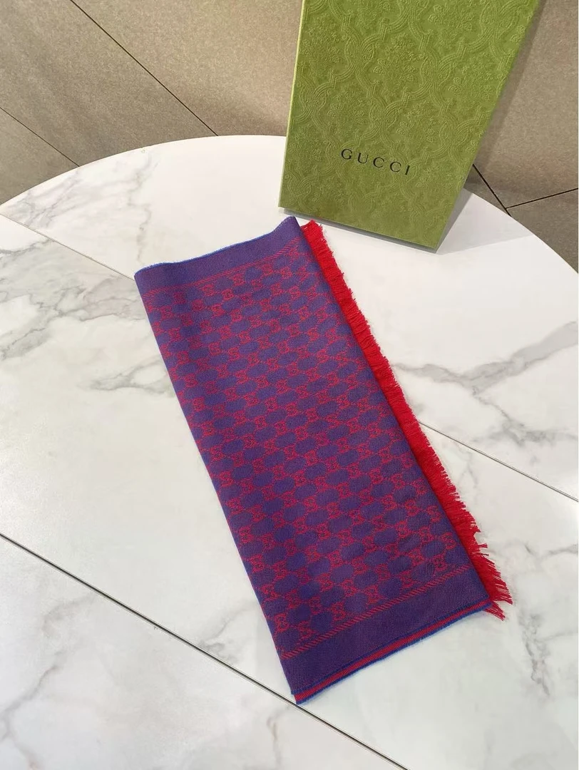 95新 GUCCI/古驰 帝爵奢品/95新/红蓝围巾