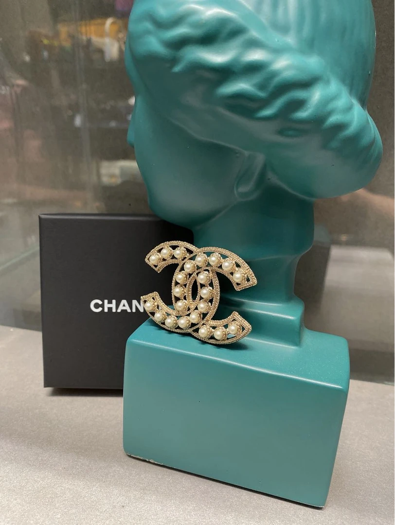 95新 Chanel/香奈儿 帝爵奢品/95新/CHANEL/双C珍珠胸针