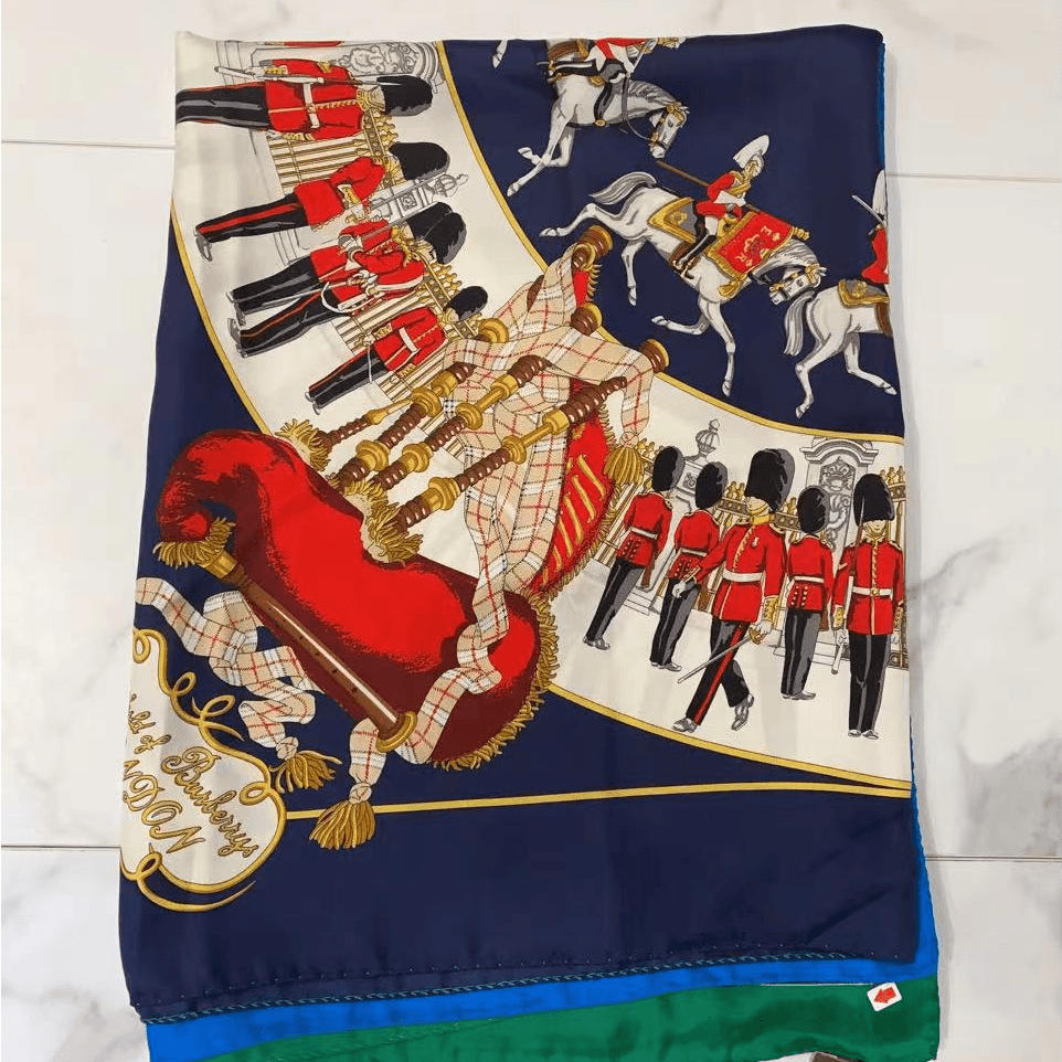 99新 BURBERRY/博柏利 帝爵奢品/99新/Burberry/蓝色英国军队丝巾