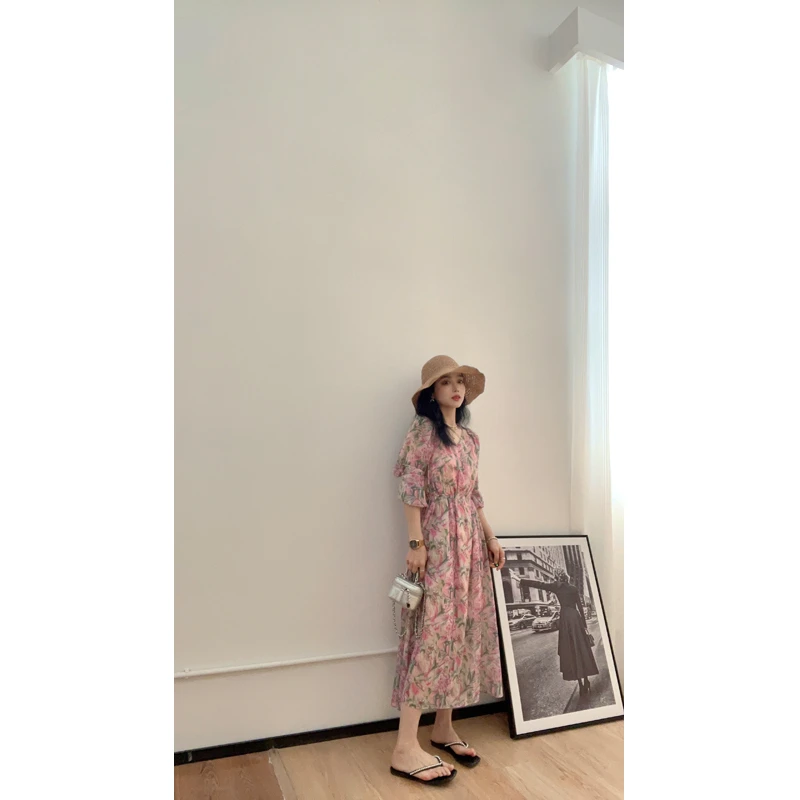 【苏苏家】为小个子定制碎花气质小众设计收腰V领度假碎花连衣裙子