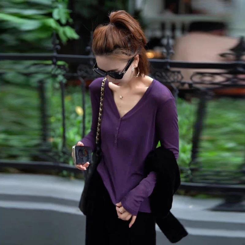 长袖春季独特漂亮t恤新款v领高级感2025甜美上衣休闲时尚韩版女装