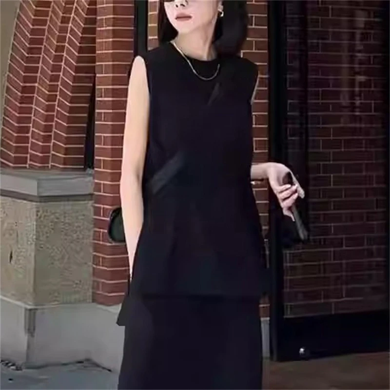 无袖夏季独特漂亮t恤新款黑色高级感洋气上衣休闲显瘦百搭女装潮