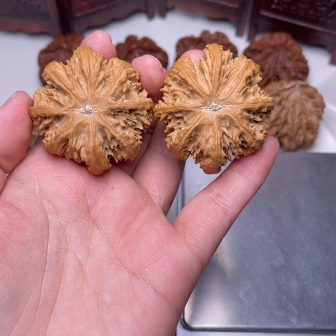 【闪购商品】文玩核桃把件20