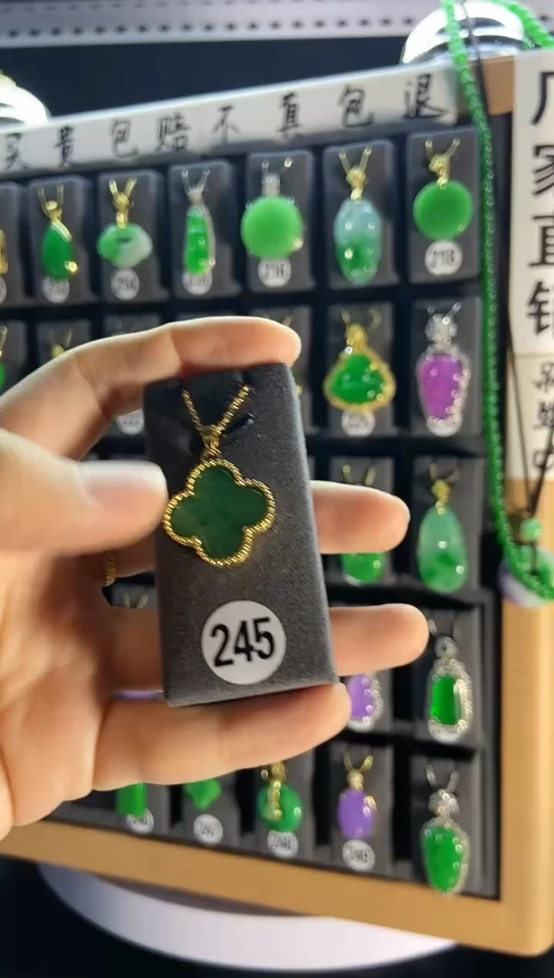 【闪购商品】翡翠耳饰银S925镶嵌245...