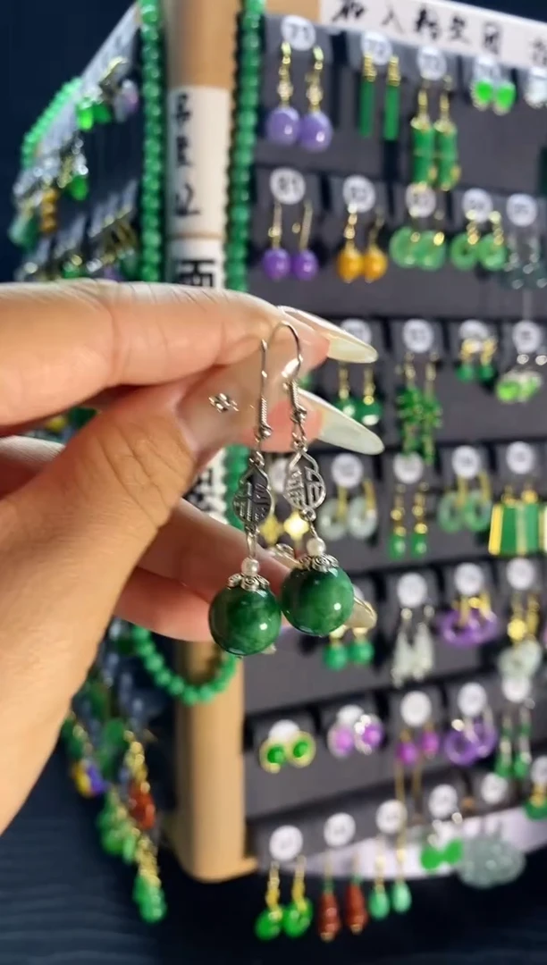 【闪购商品】翡翠颈饰银S925镶嵌08...