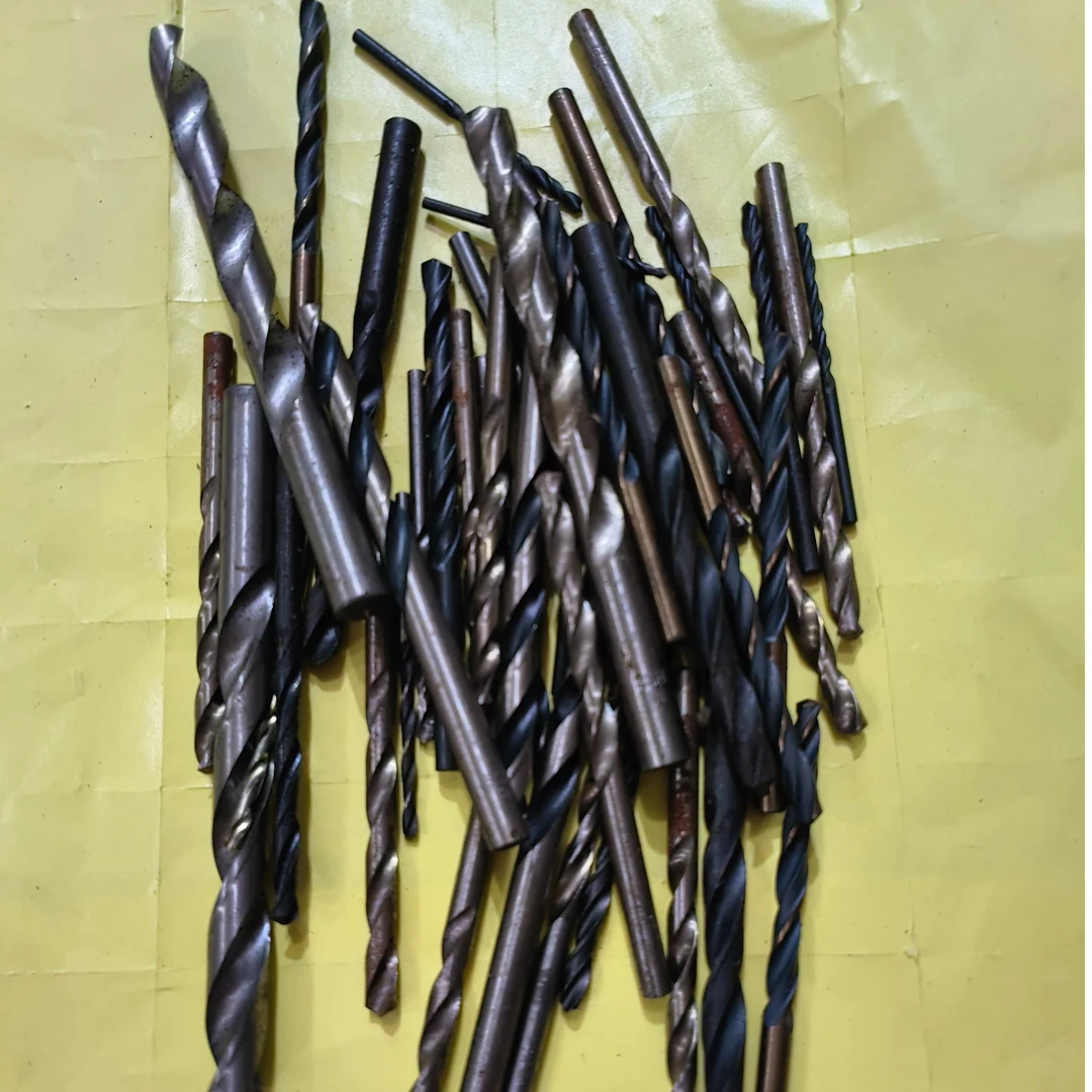 钻头（大小型号都有一斤左右）