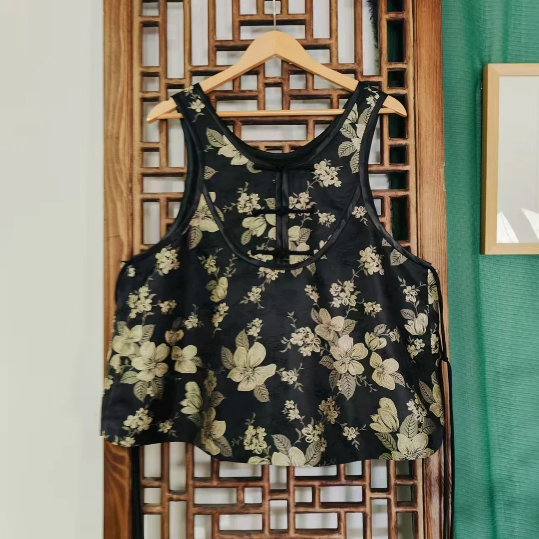 凤徕兮私人定制黑底金花暗纹圆领套头盘扣无袖马甲（LS380）