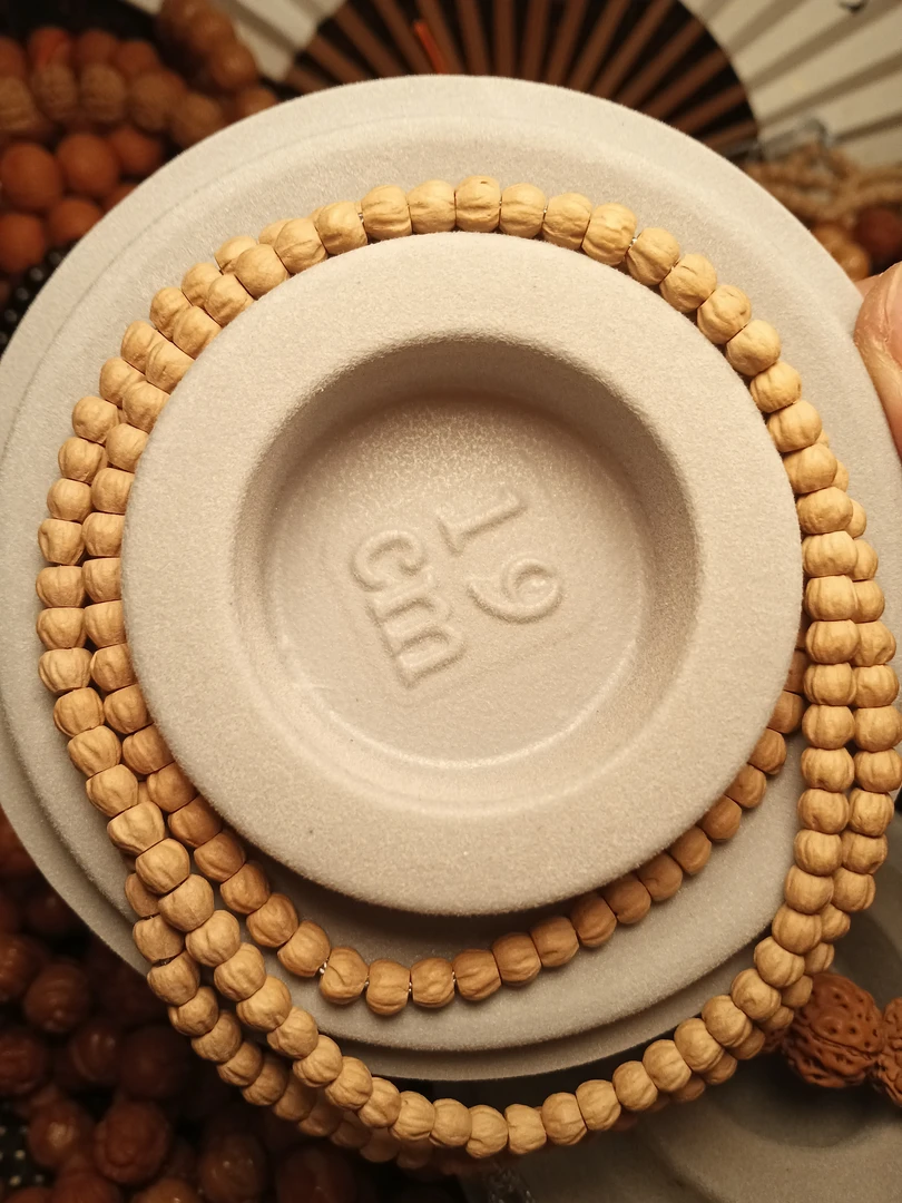 百香小南瓜脖挂热振，后期牛津红