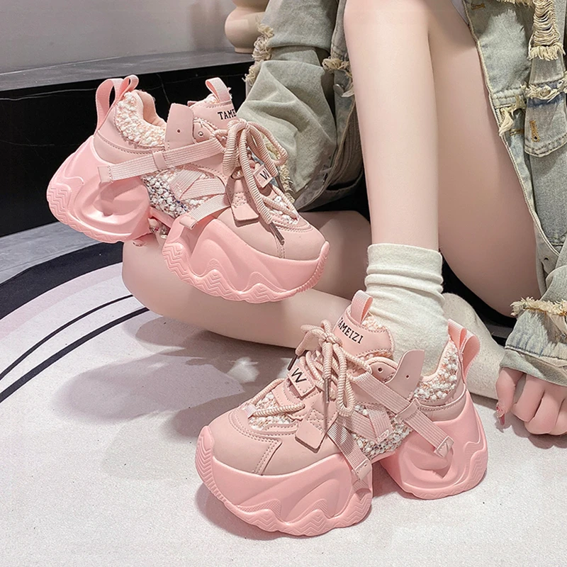 欧洲站粉色厚底松糕老爹鞋女春季炸街2024新款爆款百搭休闲运动鞋