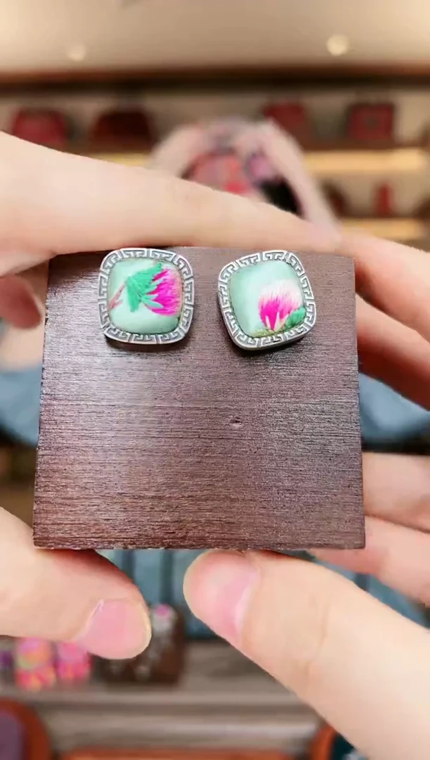 【闪购商品】银刺绣A457