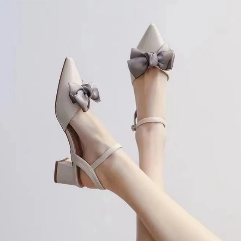 中跟粗跟凉鞋女2024年夏季新款两穿软底舒适一字带百搭凉鞋女学生