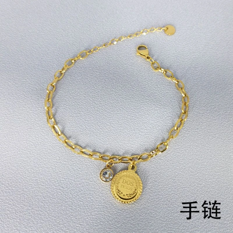 钛钢莫桑石手链 钛钢不掉色圆牌字母爆款设计欧美风手链 简约个性