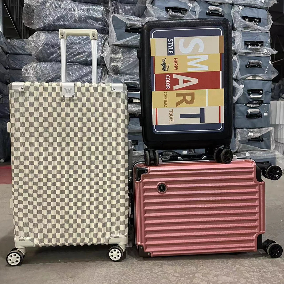 棋盘格拉杆箱库存清货