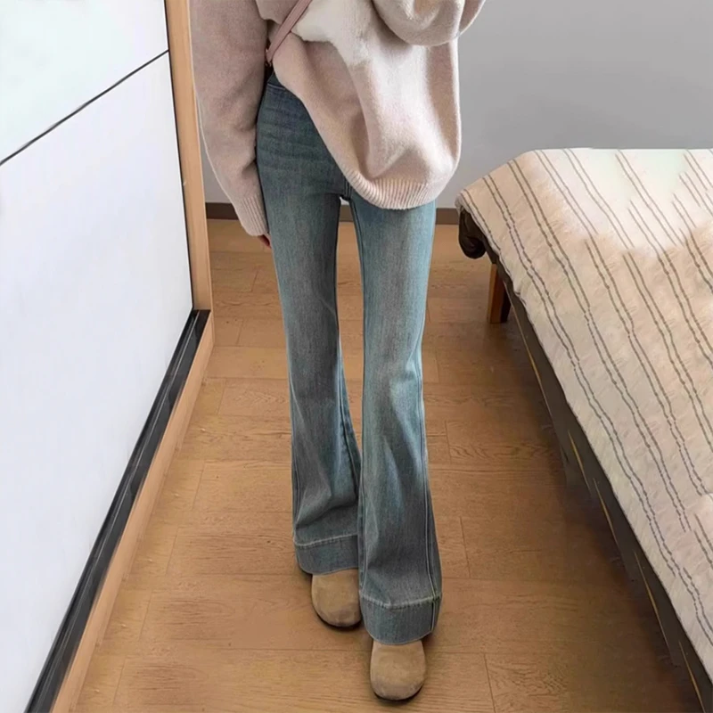 孕妇牛仔裤秋季高弹力喇叭裤外穿百搭简约微喇显瘦时尚