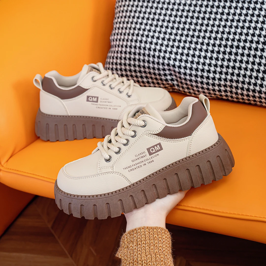 2025春秋软底增高休闲鞋女新款韩版皮面系带运动平底百搭厚底板鞋