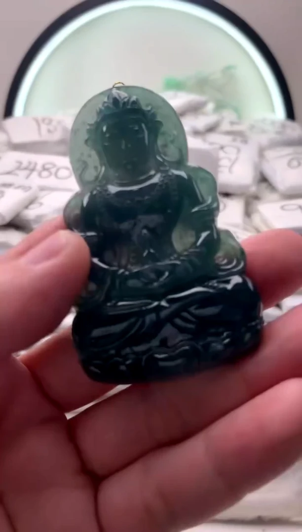 【闪购商品】翡翠颈饰未镶嵌度母观音