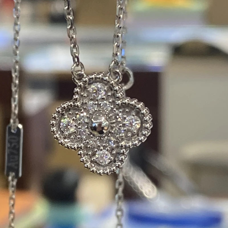 通体18K金四花满钻石项链18k金钻石时尚镶钻项链