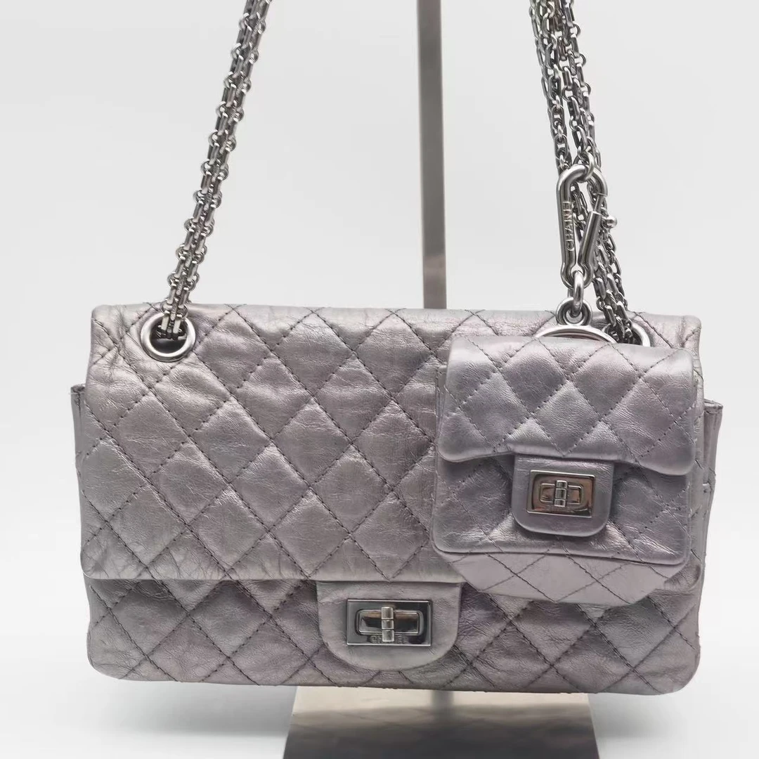 95新 Chanel/香奈儿 中号2.55灰色单肩斜挎包