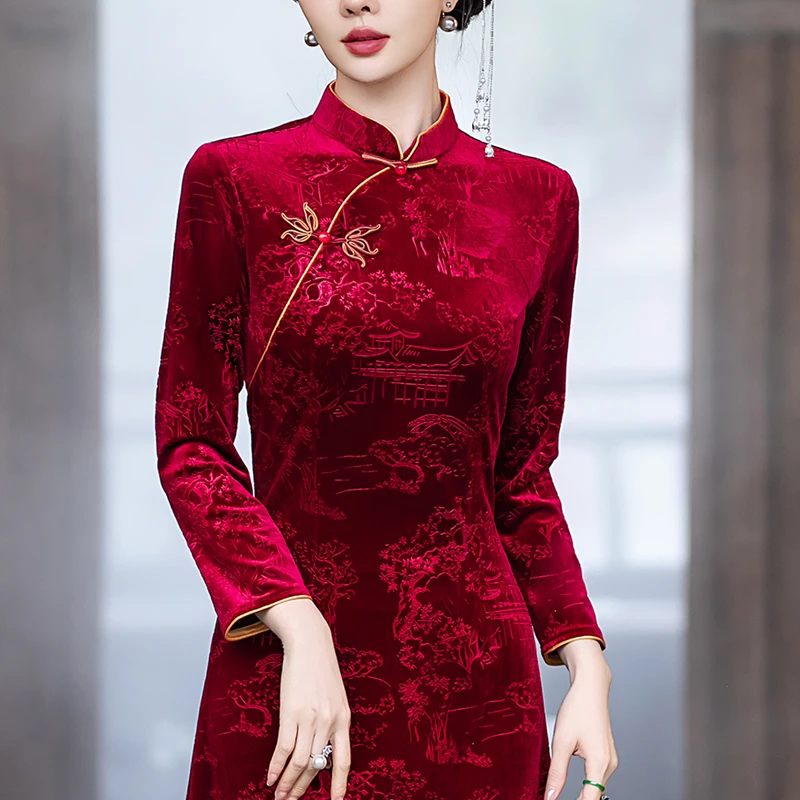 秋冬旗袍日常丝绒加厚国风2024新款高贵夫人妈妈老上海红色连衣裙