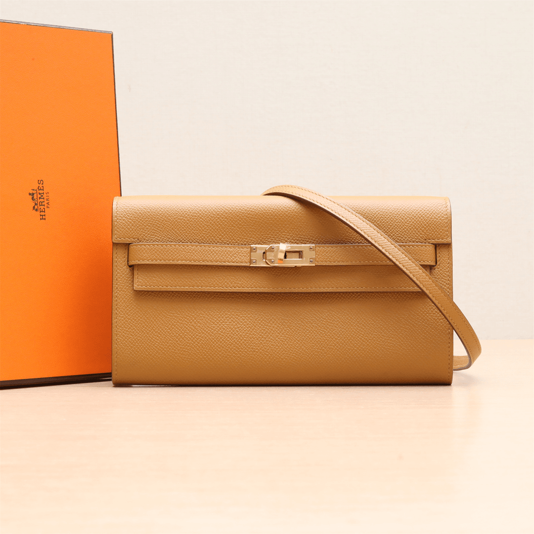 99新 Hermes/爱马仕 小花6珊 Kelly To Go 芝麻色 Ep皮 Y刻 金扣