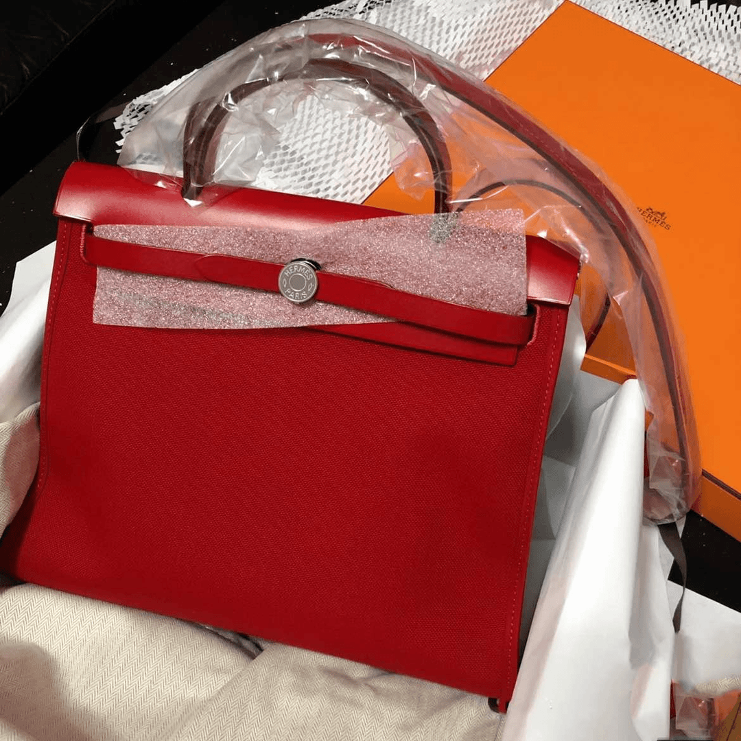 全新未使用 Hermes/爱马仕 小花攀攀TP000219 Herbag 31 红色c刻
