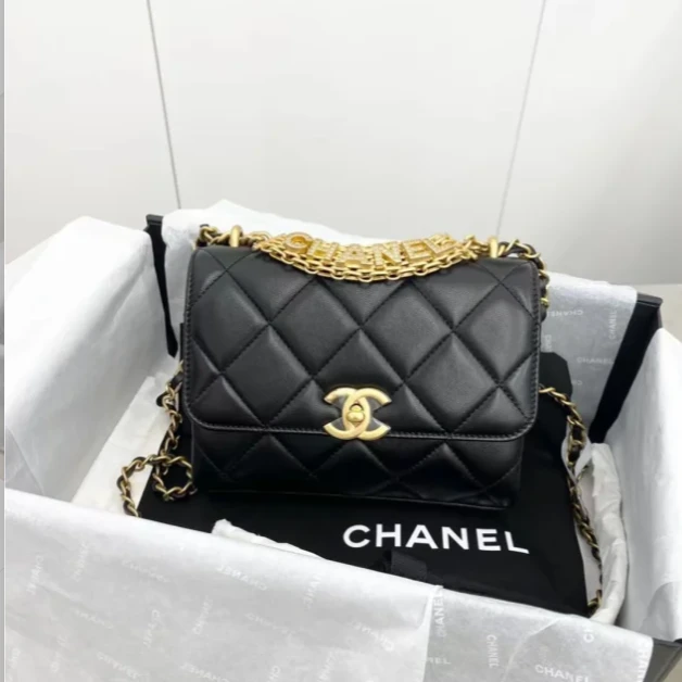 99新 Chanel/香奈儿 小花6花 22S 口盖包 黑色 芯片开