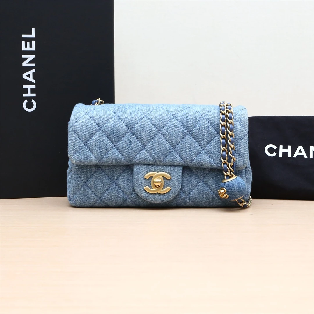 99新 Chanel/香奈儿 小花佳珊449787 22C CF 口盖包 20cm 蓝色