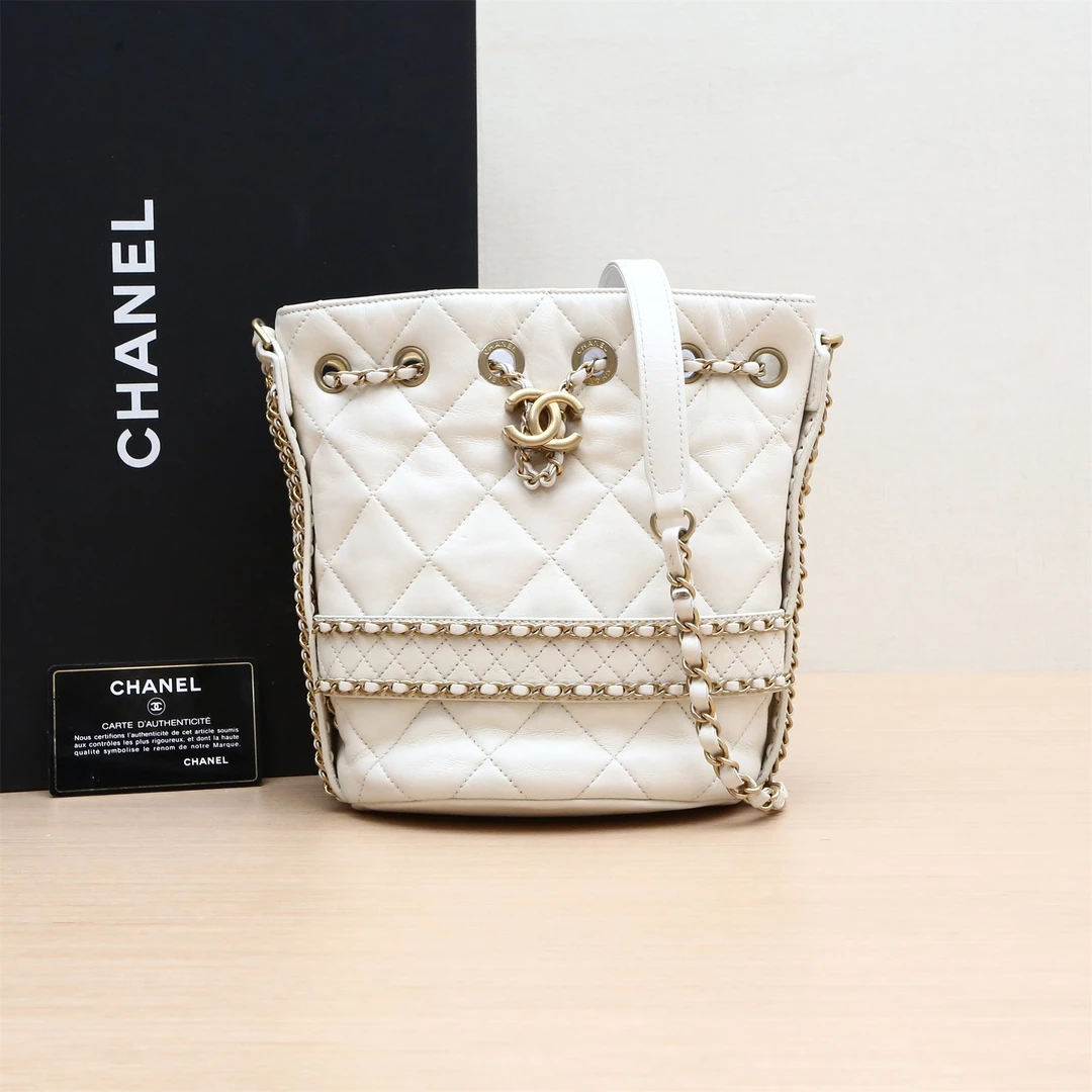95新 Chanel/香奈儿 黑黑精选 P214138316双C 皮穿链 抽绳水桶包