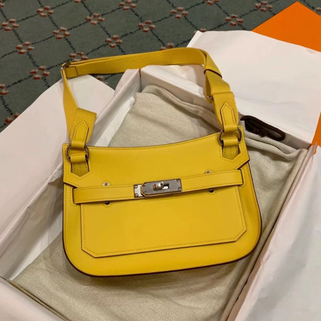 99新 Hermes/爱马仕  小花6珊 吉普赛 mini 那不勒斯黄 银扣包